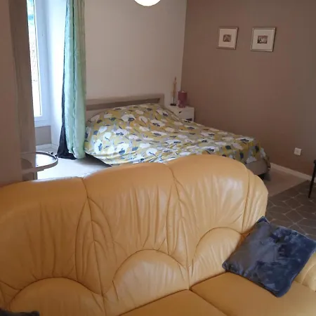 A Appartement *